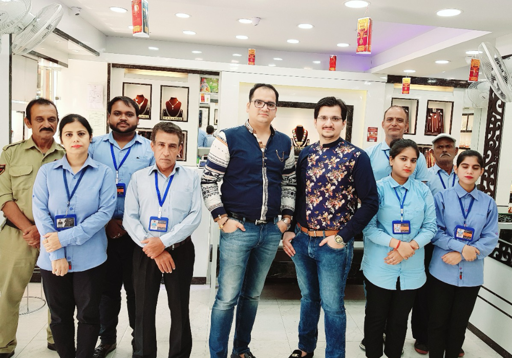 both owners of Kshine Jewellers Amit Verma and Varun verma with the team of kshine jewellers.